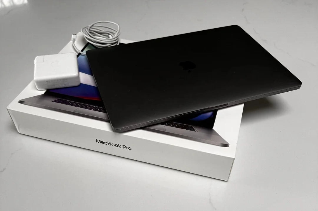 MacBook Pro 16 MacBook Pro 16